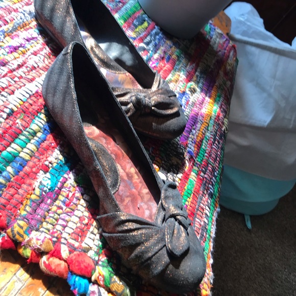 Born iridescent gold and black flats - Picture 12 of 16